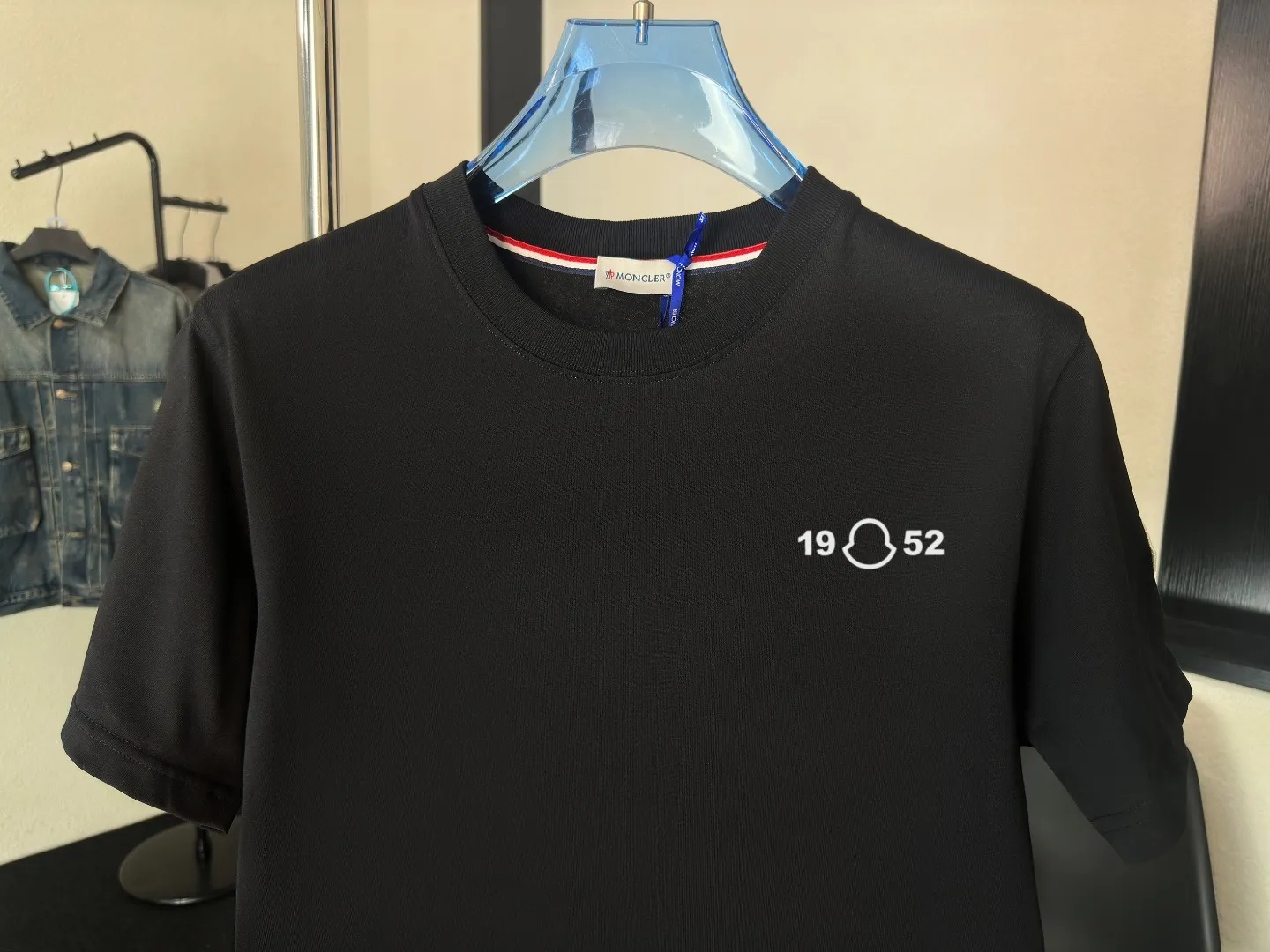 《 ~NFC ~ 》《Moncler~ 》2025New Arrival Quality T , Versatile Quality ！ ‼ 32 250G ‼ ， ， ， ， T 🤪 Sizes：S-M-L-XL-2XL ：Black，White， Same Style